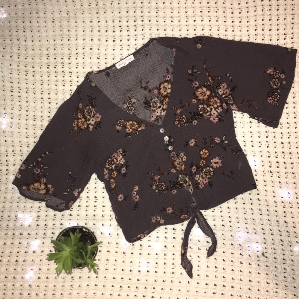 Floral cropped T-shirt